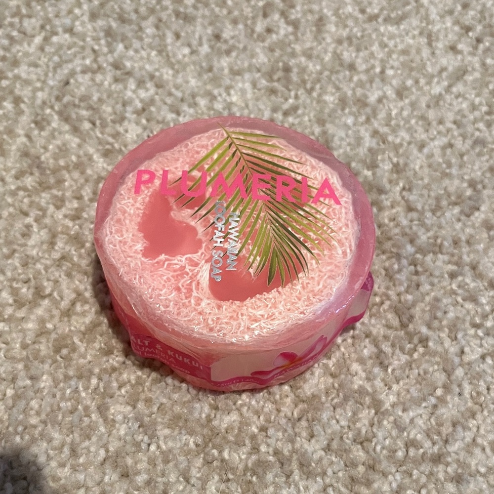 Plumeria Bath Loofah Soap - Pink